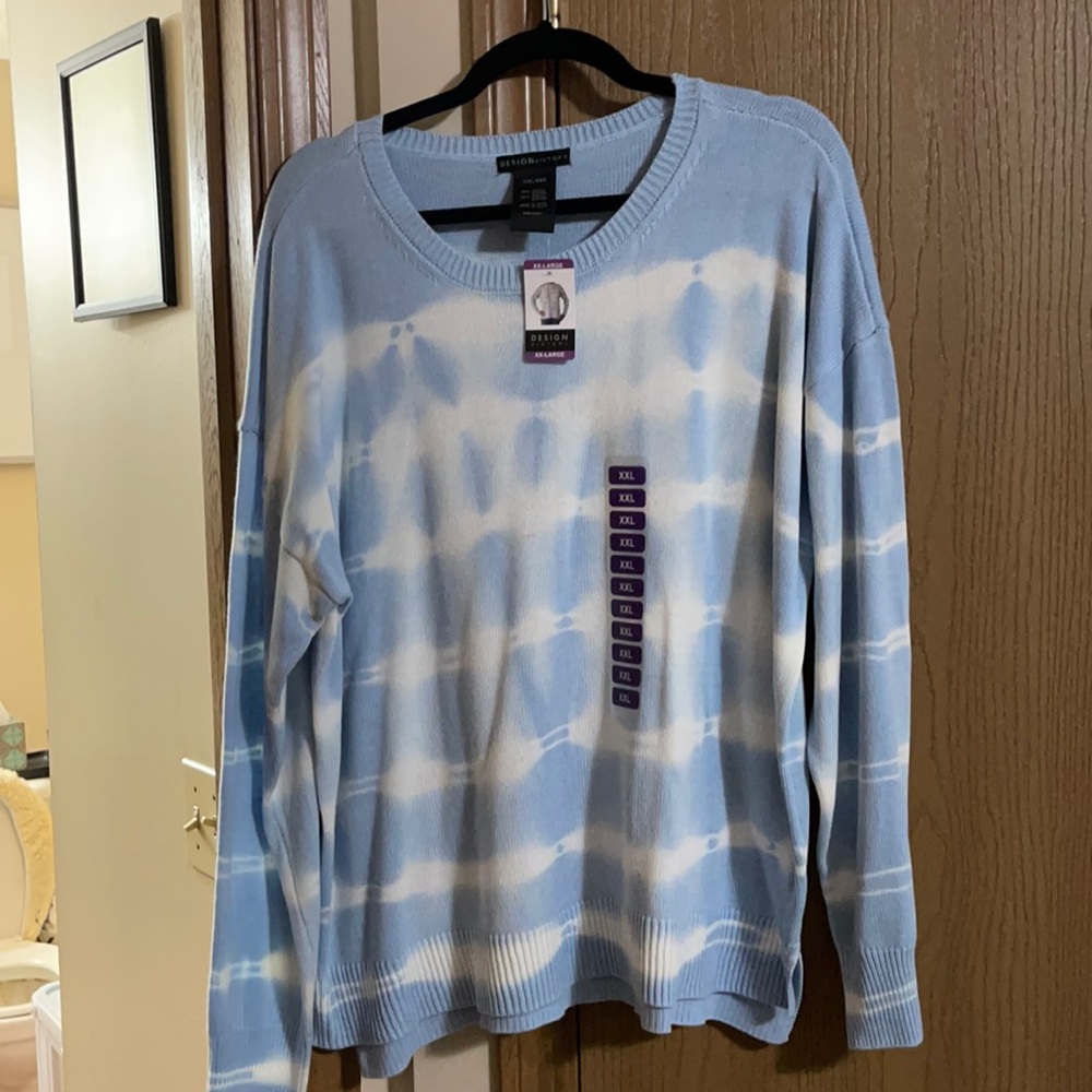 Long sleeve cuffed wrist tie dye sweater
